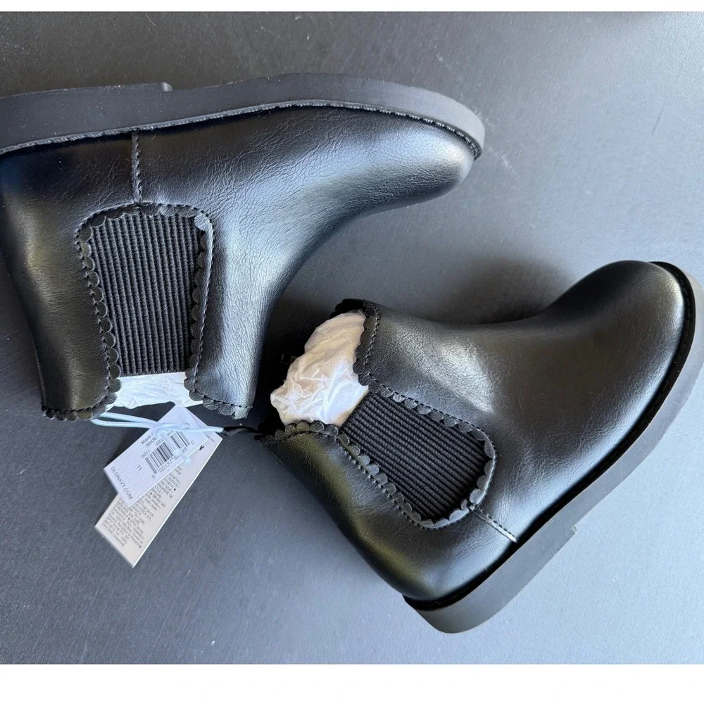 Old Navy Girls Scalloped Chelsea Boots Black Size 11 NEW 804389-00-1